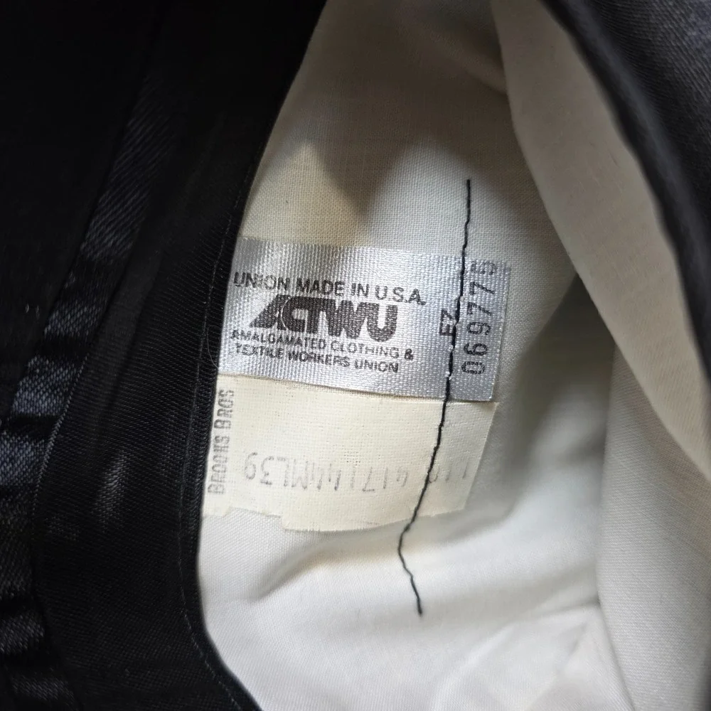Brooks Brothers USA Union Made Black Tuxedo Jacket Shawl Lapel Wool 43 Chest